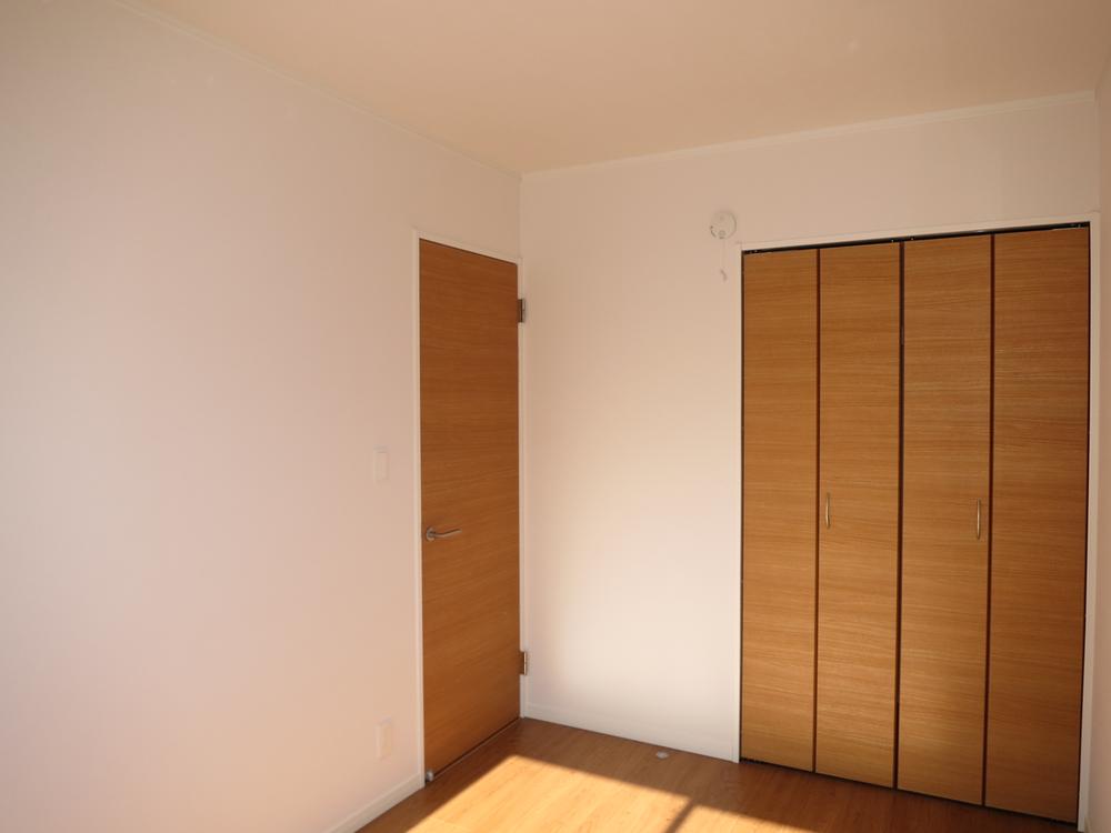 Receipt. Local (11 May 2013) Shooting