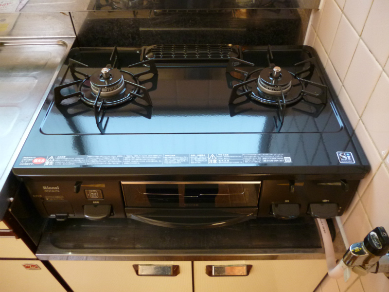 Other Equipment.  ☆  With new gas stove  ☆ 