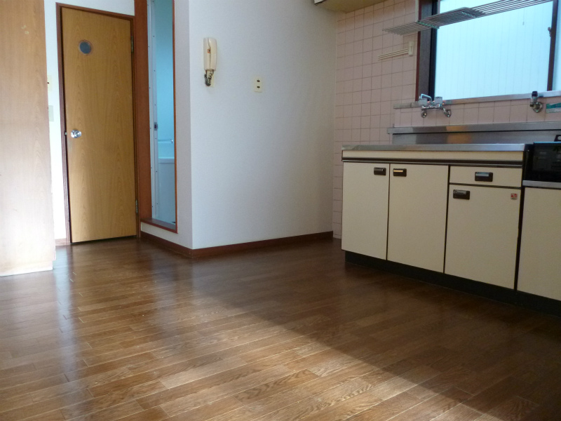 Living and room.  ☆  Bright living room  ☆ 