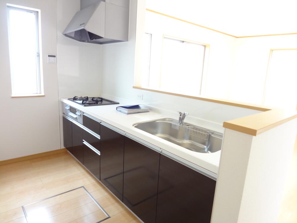 Same specifications photo (kitchen). Same specifications