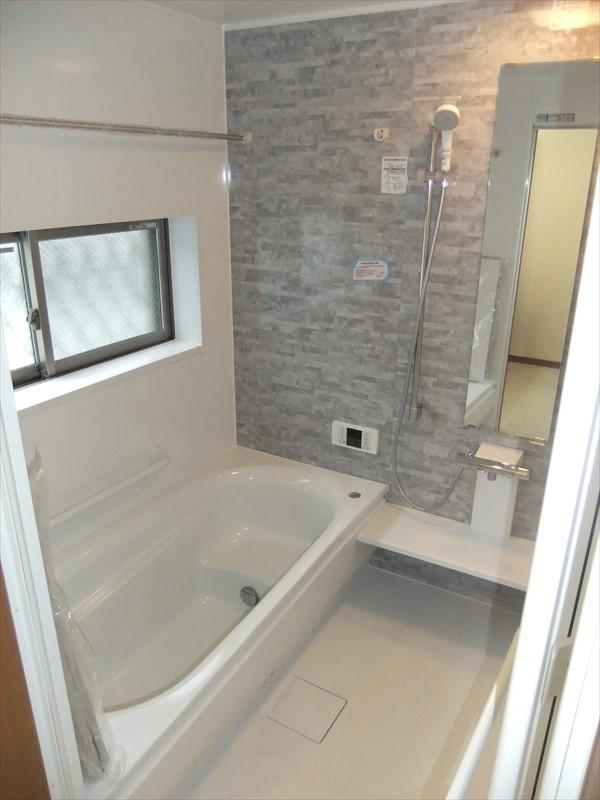 Bathroom. With bathroom dryer.