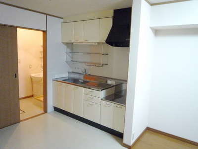 Kitchen. Wide and easy to use