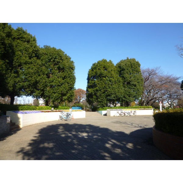 park. Bunri stand park until the (park) 390m