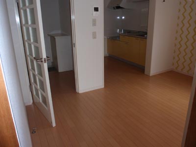 Other room space. From dining to the door