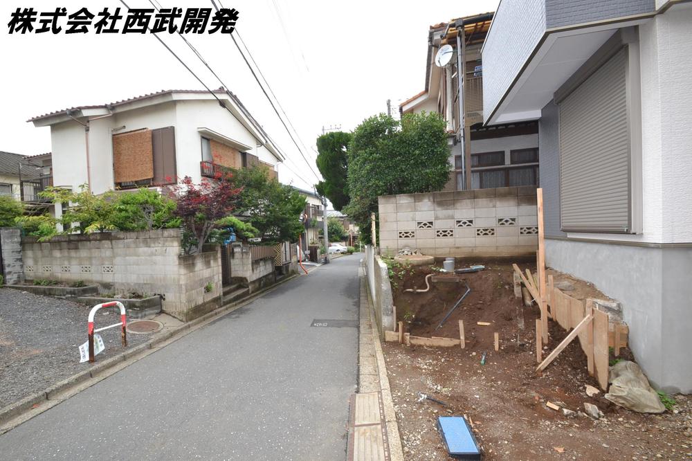 Local photos, including front road. Local (June 2013) Shooting