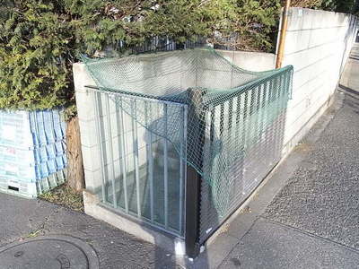 Other common areas. Garbage yard