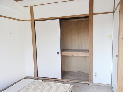 Living and room. Japanese-style room 4.5 Pledge ・ During closet 1