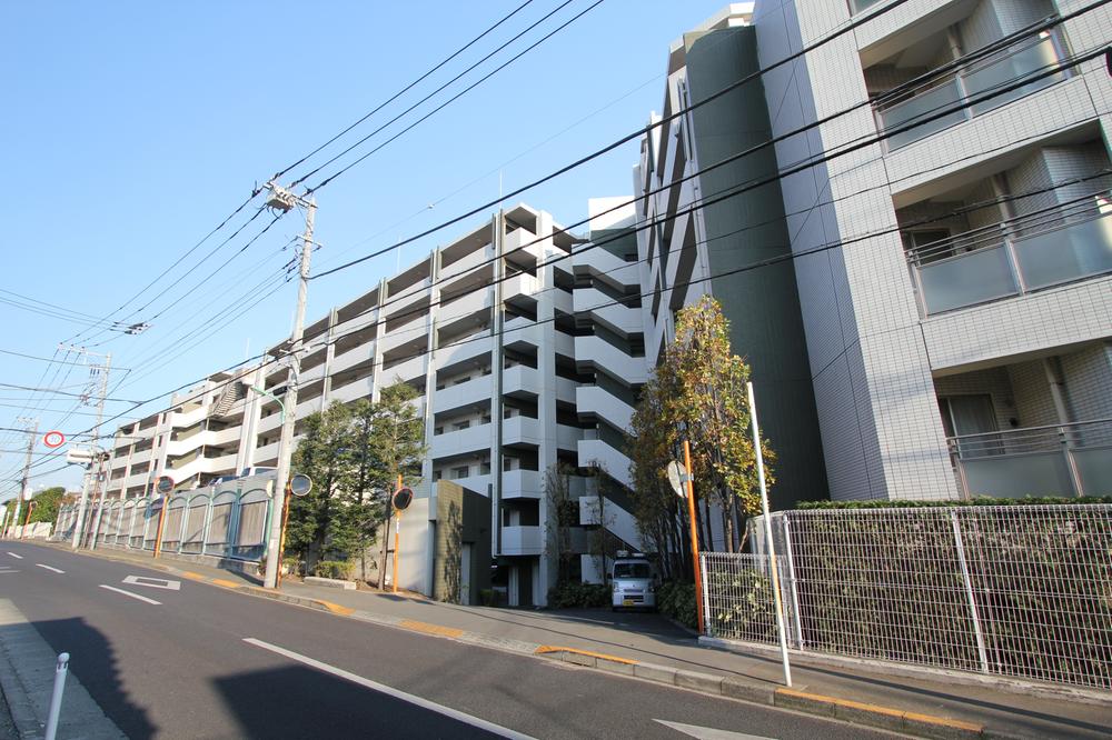 Local appearance photo. local