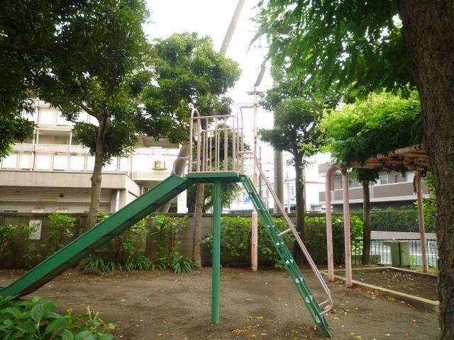 Other local. Nearby park