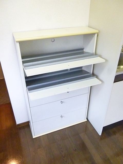 Other. There cupboard.