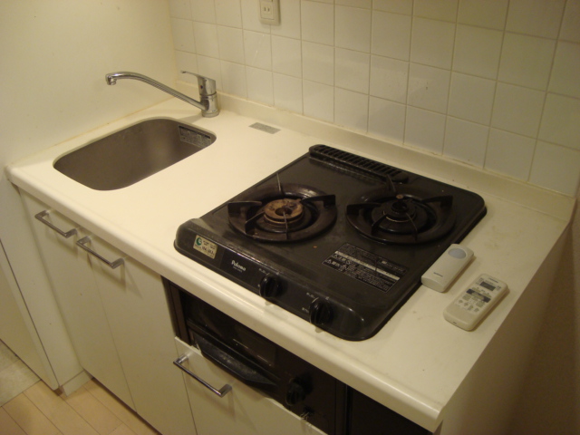 Kitchen.  ☆ Grill with gas two-burner kitchen ☆