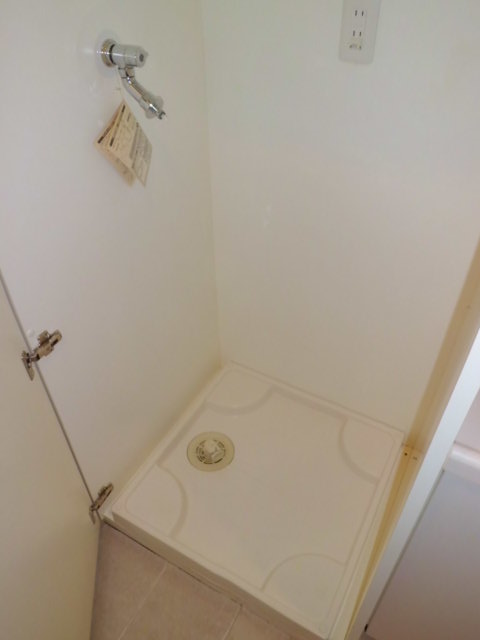 Other Equipment.  ☆ Indoor Laundry Storage ☆