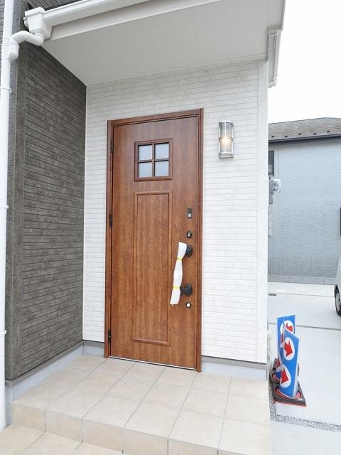 Entrance. Libre Garden. Entrance