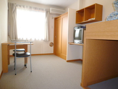 Living and room. Second floor carpet specification