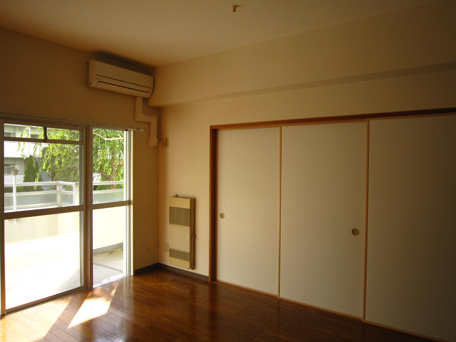 Living and room. living Air conditioning With one