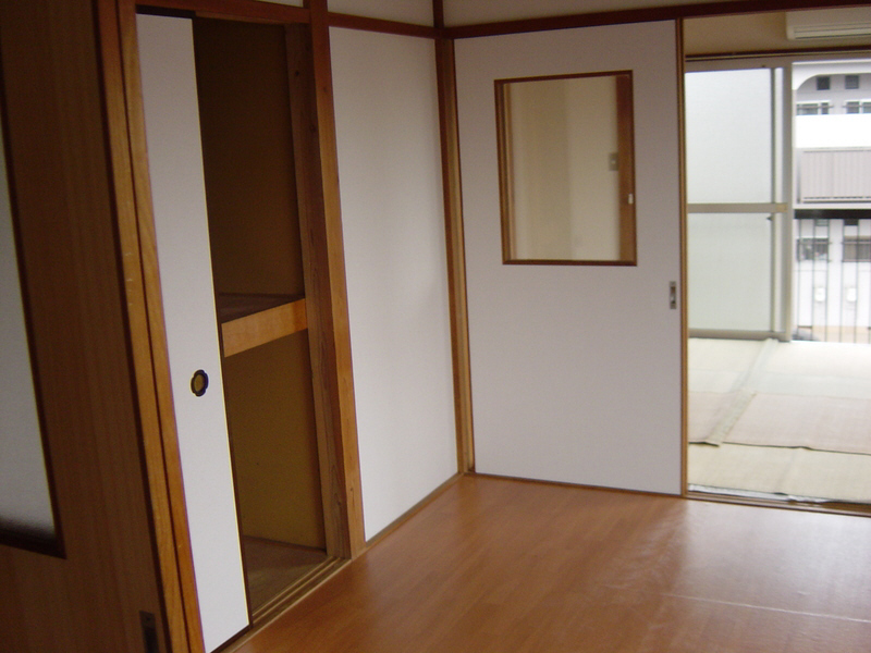 Other room space. Western style room ・ Receipt