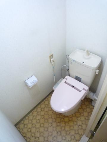Toilet