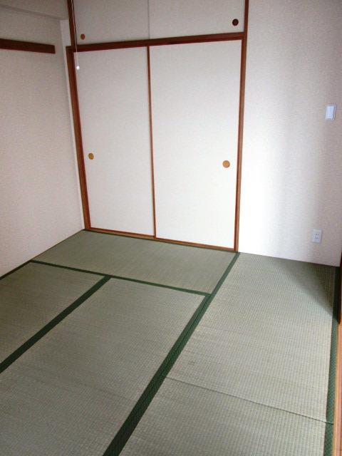 Tokyo Nishitokyo Hoya-cho 4