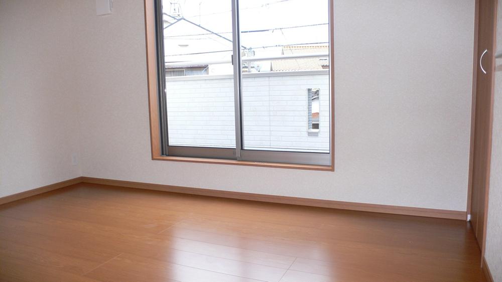 Non-living room. Indoor (10 May 2013) Shooting