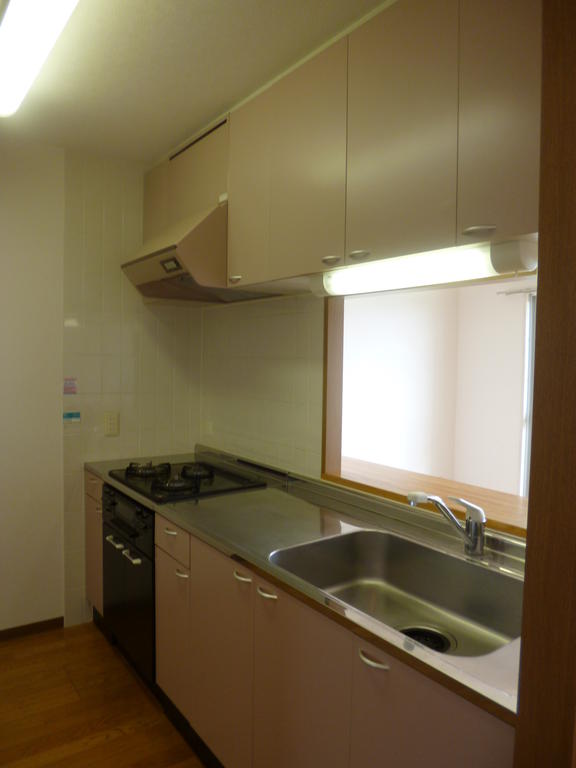 Kitchen. Wide counter kitchen