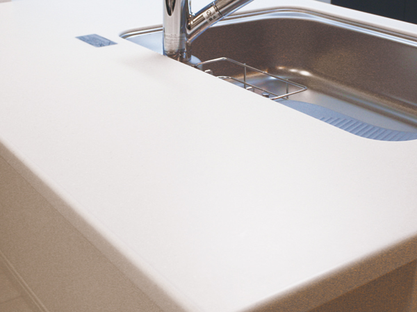 Kitchen.  [Artificial marble integrated counter] Face-to-face type of system kitchen counter and kitchen are integrated. Your easy-care artificial marble counter in a calm atmosphere.