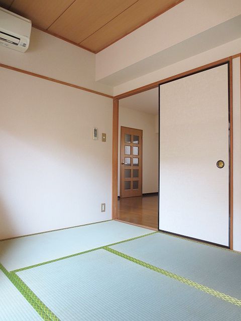 Other room space