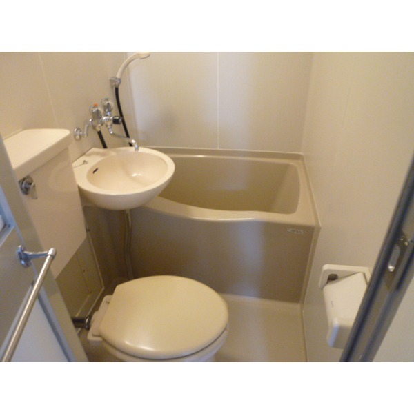 Bath. 3-point unit is