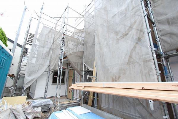 Local photos, including front road. Local (November 10, 2013) Shooting