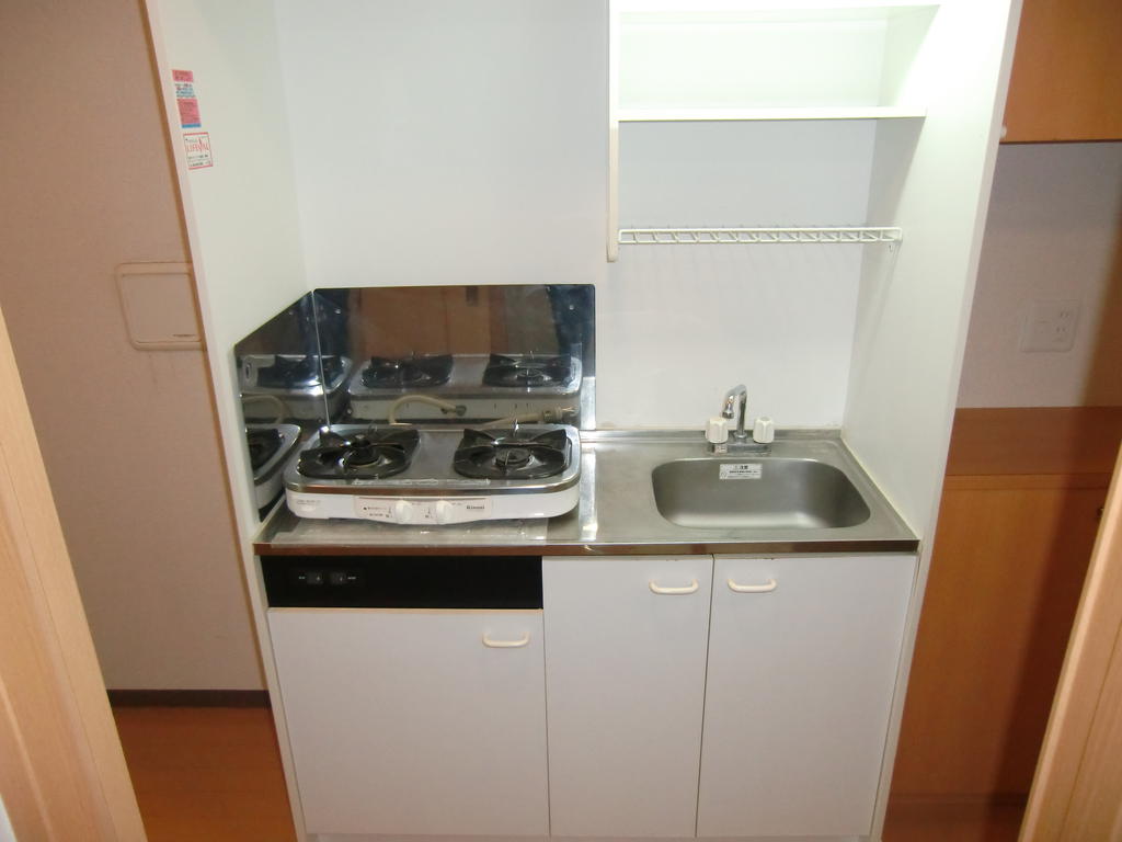 Kitchen. 2 lot gas stoves