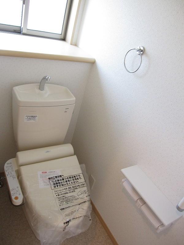 Toilet. Example of construction