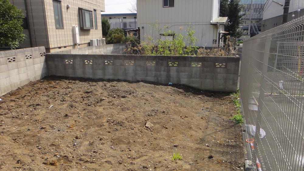 Local land photo. We will create a floor plan of your choice.  Please feel free to ordering. 