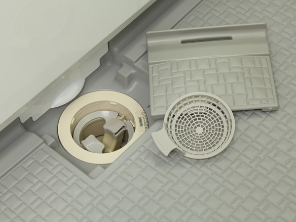 Bathing-wash room.  [Kururin poi drainage port] Well use the remaining water in the bathtub, To generate a vortex in the drain trap, The hair and dust to collectively as "Quruli N".