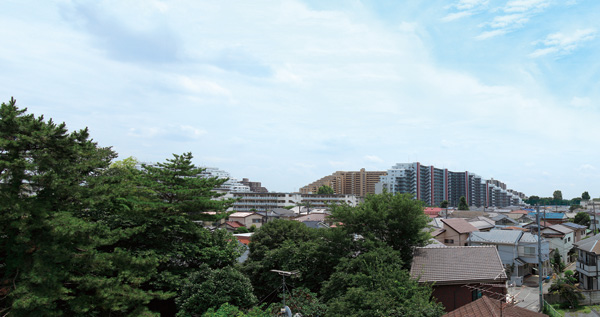 Surrounding environment. South view ※ Thing was local 5th floor equivalent than shooting June 2013.