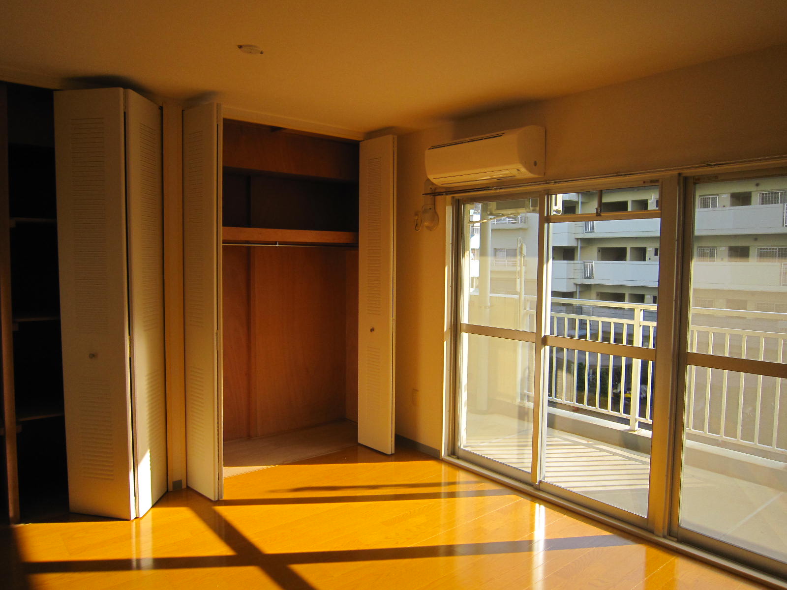 Living and room. One in the air-conditioned living room