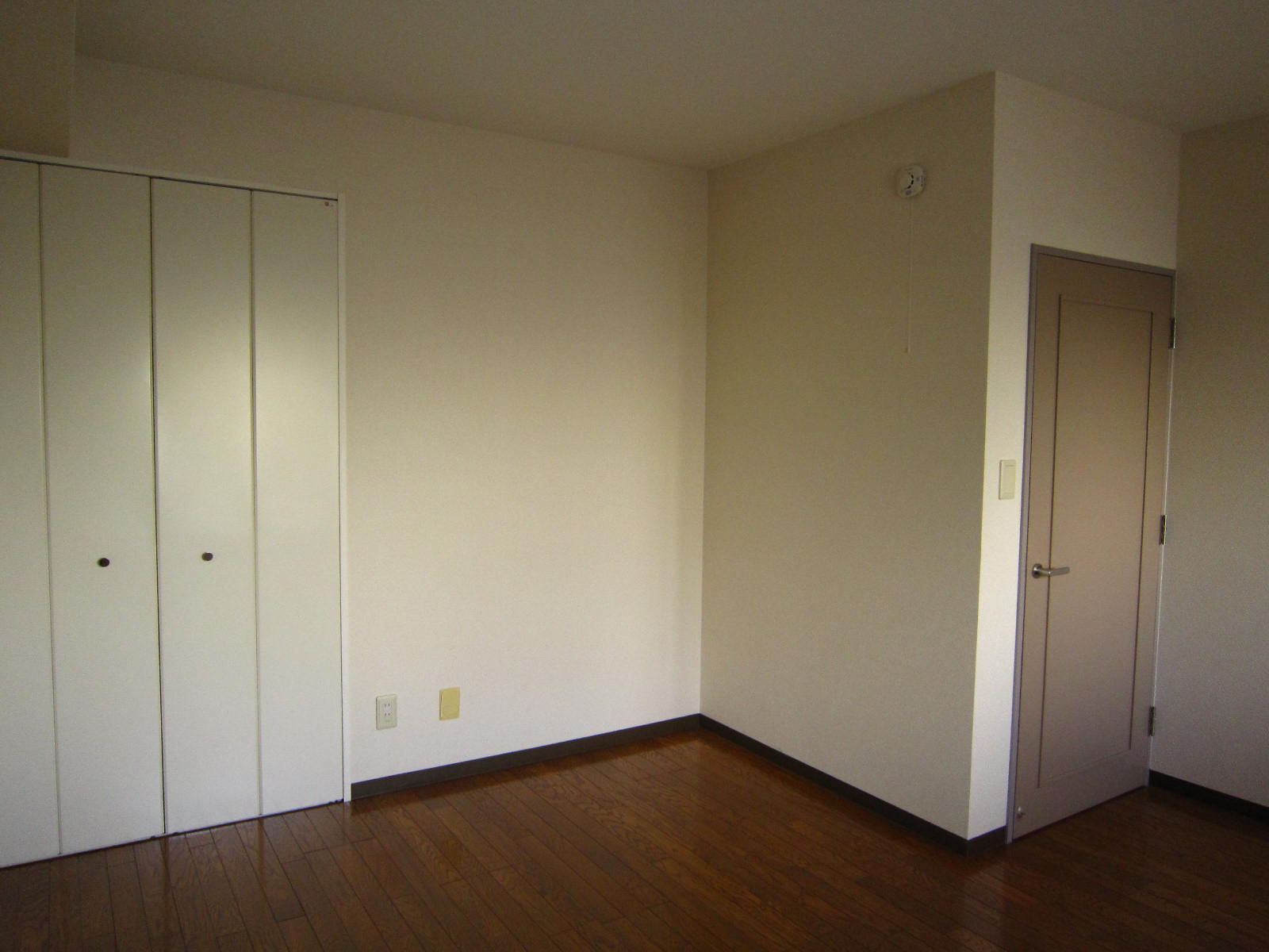 Other room space. 7 tatami University of Western-style, With storage.