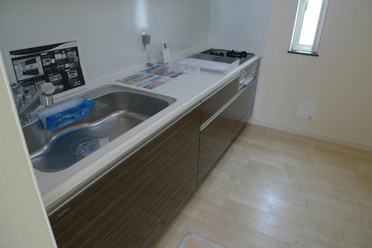 Same specifications photo (kitchen)