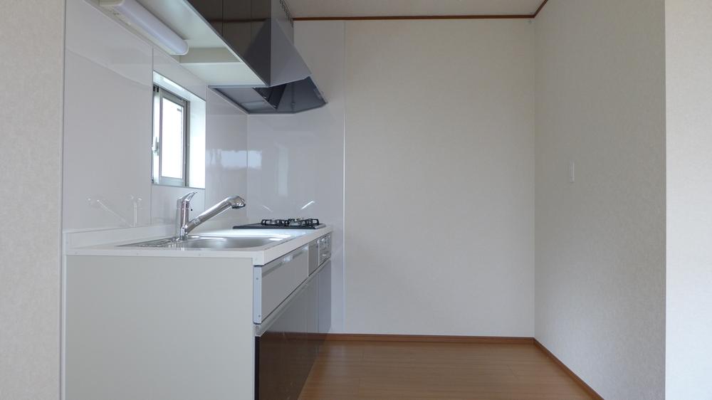 Same specifications photo (kitchen). Same specifications