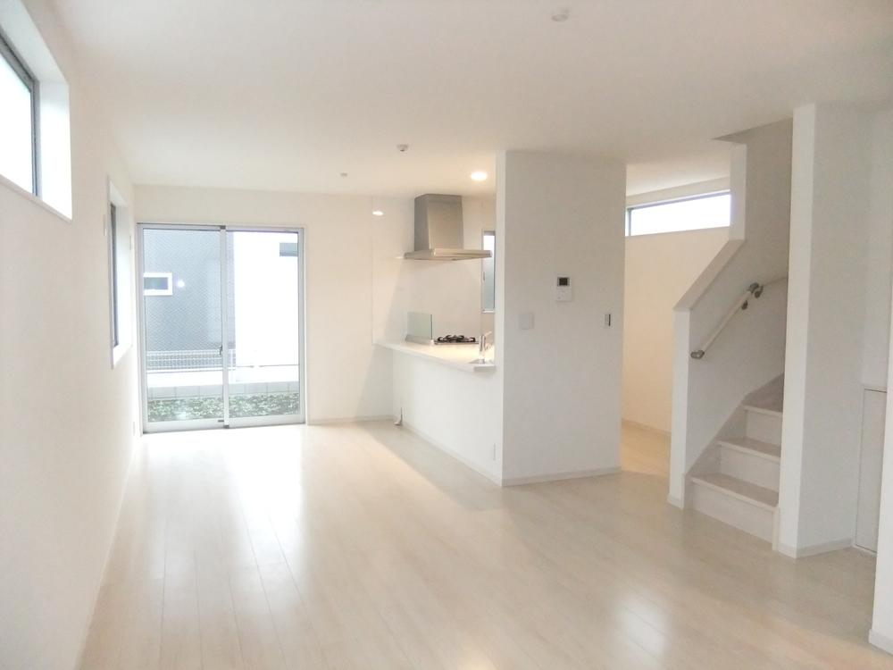 Living. living 1 Building