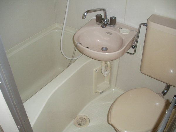 Bath.  ☆ 3 is a point unit type