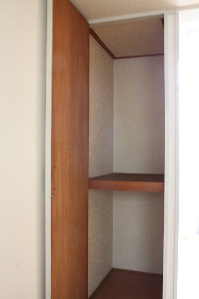 Receipt. ☆ Western-style room is housed