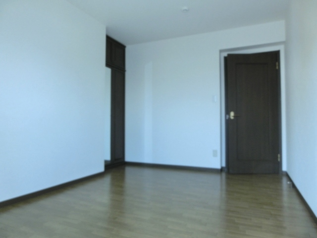 Living and room. East center of the closet with a Western-style