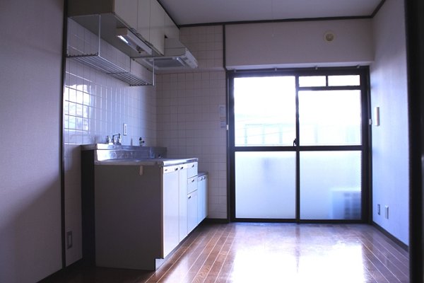 Living and room. Bright dining