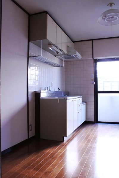 Kitchen. Very bright even if there is no electricity.