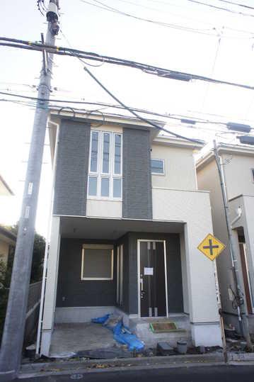 Local appearance photo. Local Photos