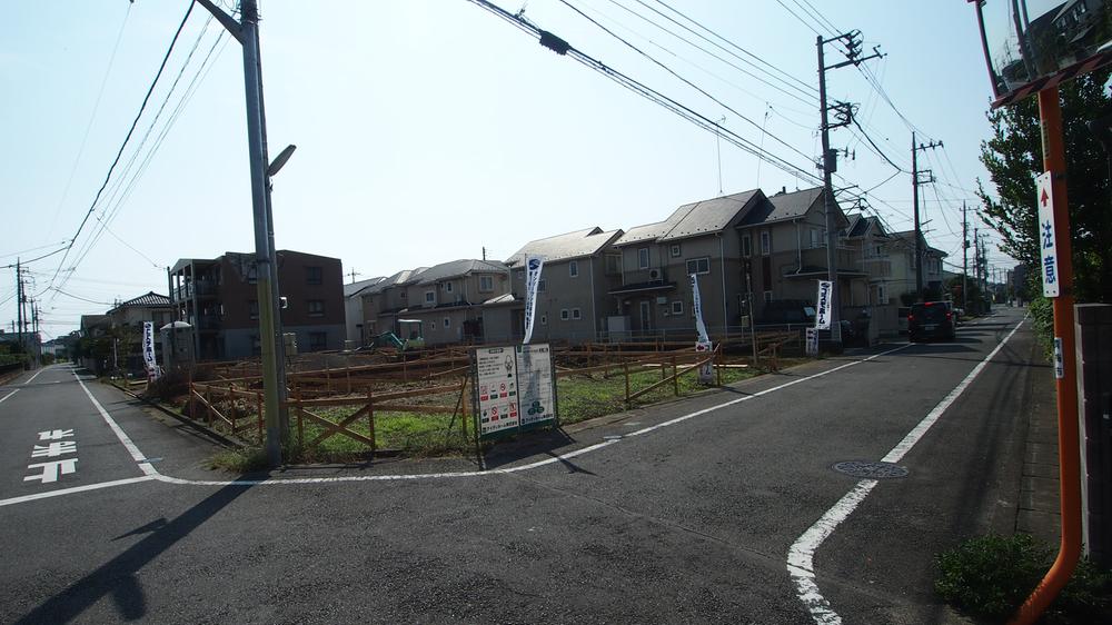 Local appearance photo. Current state October shooting