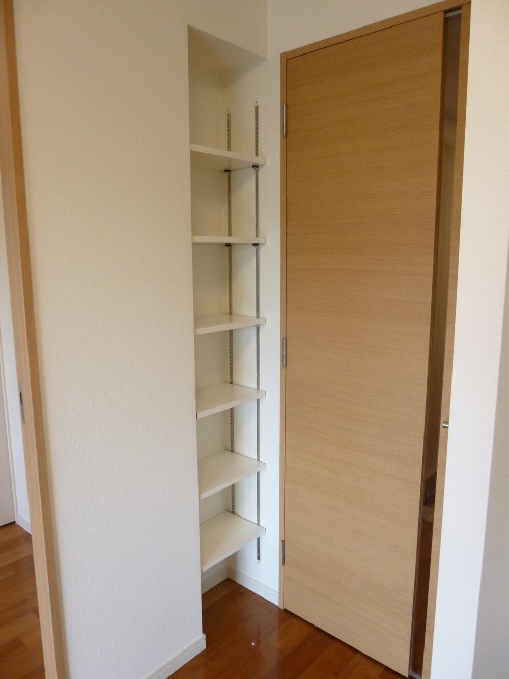 Receipt. Dining storage