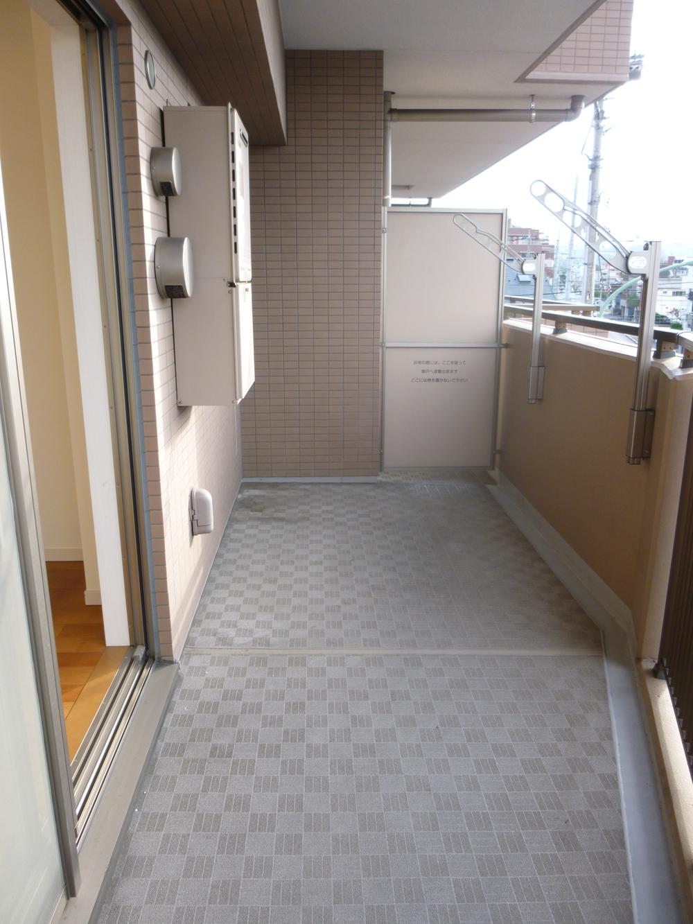 Balcony. Local (11 May 2013) Shooting