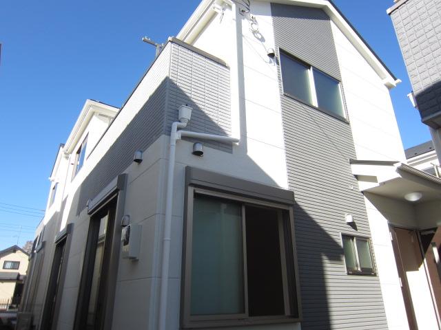 Local appearance photo. Local (11 May 2013) Shooting