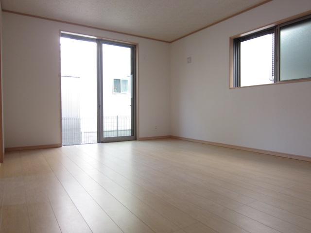 Living. Indoor (11 May 2013) Shooting