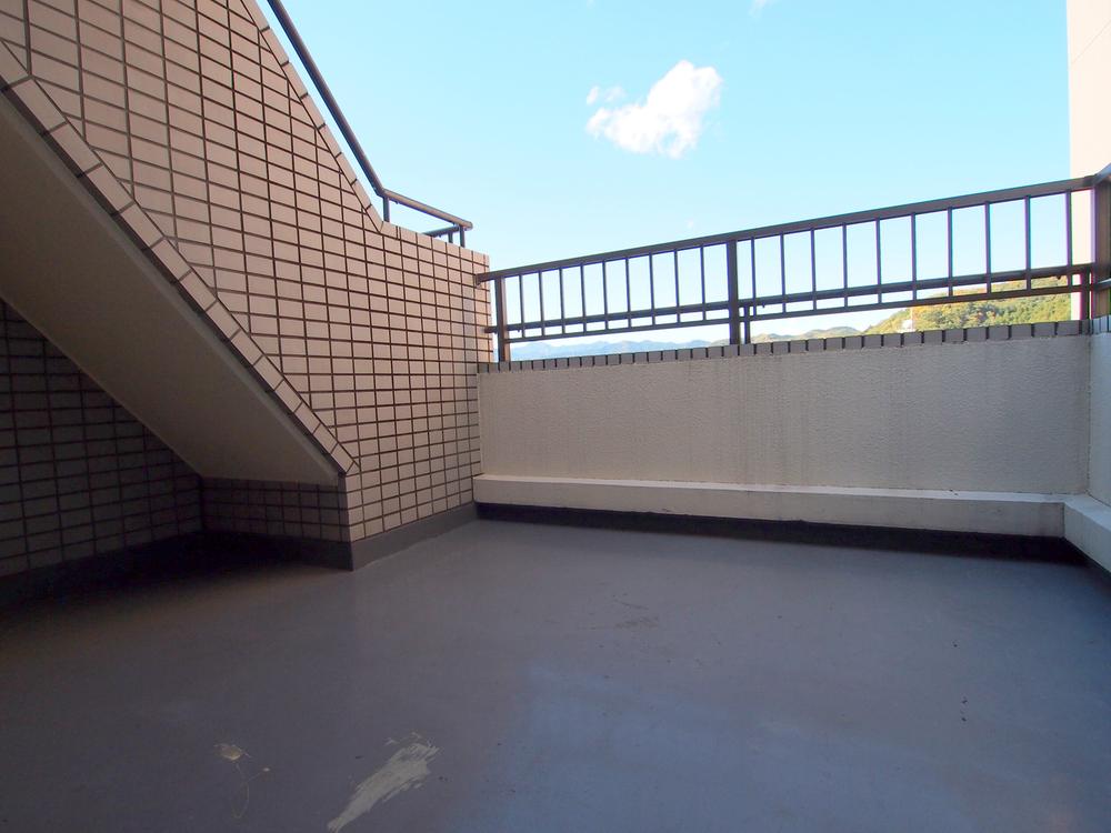 Balcony. Local (11 May 2013) Shooting